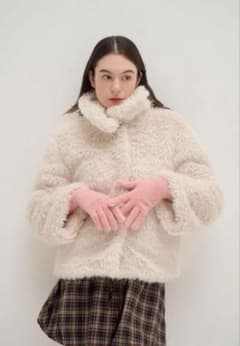 muguetvolumefakefurcoatアイボリーのサムネイル