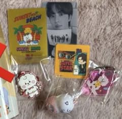 BTS ジン グッズ まとめ売りのサムネイル