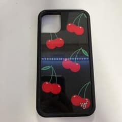 Wildflower iPhone11 caseのサムネイル