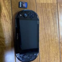 PlayStation®Vita（PCH-2000シリーズ）Wi-Fiモデル …のサムネイル