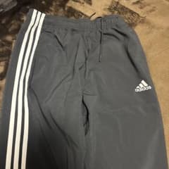 adidas グレー ジャージパンツ Mサイズのサムネイル