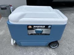 IGLOO MAXCOLD 40QT クーラーボックスのサムネイル