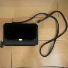 ファー付き ショルダーバッグ ブラックのサムネイル
