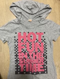 FIND FAVOR 半袖 フード付き Tシャツ グレー Mサイズのサムネイル