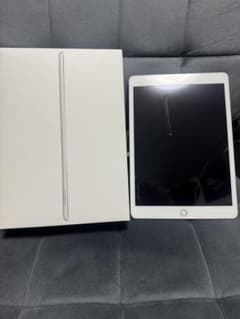 Apple iPad 本体 箱付きのサムネイル