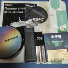 moonshot　クッションファンデ　ADDICTION　リキッドアイシャドウのサムネイル