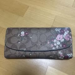 COACH コーチ　花柄 シグネチャー　二つ折り長財布　茶系×ピンクのサムネイル