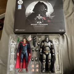 FondJoy BATMAN V SUPERMAN フィギュアセットのサムネイル