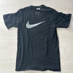 Nike ブラック Tシャツ ロゴ入りのサムネイル