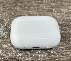 AirPods Pro2 本体 ホワイト ライトニング充電ポート - メルカリ