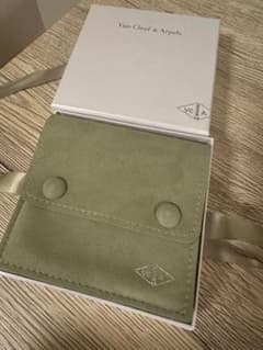 Van Cleef & Arpels ジュエリーポーチ - メルカリ