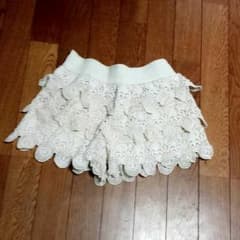 フリルパンツのサムネイル