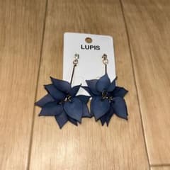 LUPIS フラワーモチーフ ピアス ネイビーのサムネイル