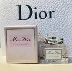 Dior 香水 ミスディオール　ミニボトル　ミニ香水のサムネイル