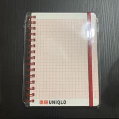 ユニクロ　非売品　メモ帳　ノートのサムネイル