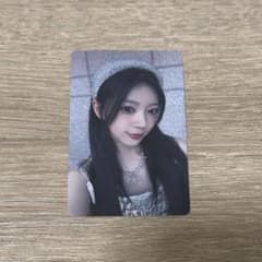 ILLIT モカ GLITTER DAY 会場限定 FC トレカ - メルカリ