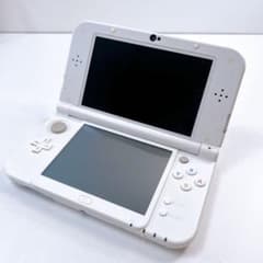 Nintendo New 3DS LL 本体 ホワイトのサムネイル