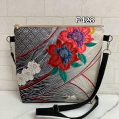 ✦F428✦ハンドメイド✦着物✦帯✦リメイク✦ fショルダーバッグのサムネイル
