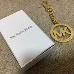 マイケルコース キーホルダーのサムネイル