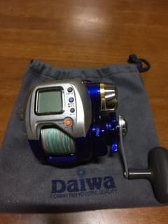 値下げDaiwa 電動リール ハイパータナコン  400FBeのサムネイル