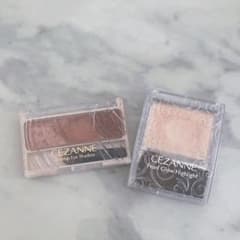【CEZANNE】パールグロウハイライト01 ＆ トーンアップアイシャドウ10のサムネイル