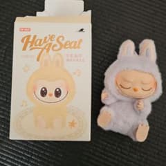 POP MART LABUBU The Monsters ぬいぐるみのサムネイル