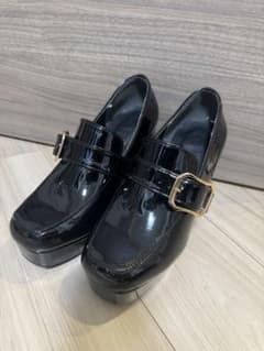 黒 エナメル バックル付き ローファー ヒール10cm