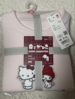 【120】ユニクロ サンリオ キティ マイメロ フリースパジャマ　ピンク　新品のサムネイル