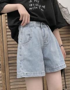 ショートパンツのサムネイル