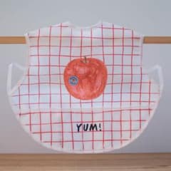 【美品】小池ふみ BIBIB お食事スタイ りんご ユニコン ビブ