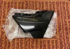 cb400sf revo nc42 サイドカバー右側のみのサムネイル