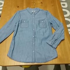 オールドネイビー　デニムシャツMのサムネイル