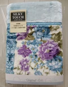 【新品・未使用】シルキータッチ 花柄 毛布のサムネイル