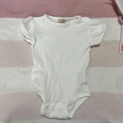 白色　ロンパース　70cmのサムネイル