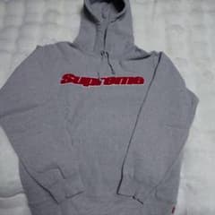 【完売品】supreme Chenille Hooded Sweatshirtのサムネイル