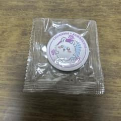 ちいかわ くら寿司 缶バッジのサムネイル