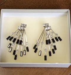 ADER bijouxアデルビジュー スターダストストーンピアス - メルカリ