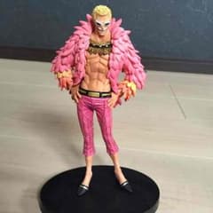 ドフラミンゴのフィギアですのサムネイル