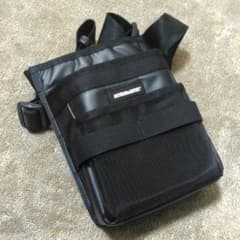 アルティザン&アーティスト　メイク　ポーチ　バッグのサムネイル