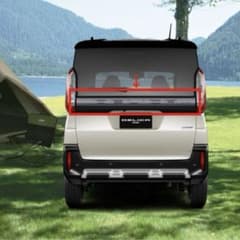 デリカミニ】テールゲート ガーニッシュ 新車外し オマケ付き - メルカリ