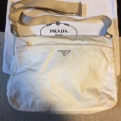 PRADA プラダ ショルダーバッグのサムネイル