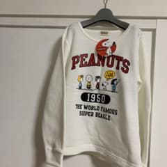 新品　スヌーピー  トレーナーシャツ　3のサムネイル