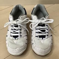 【美品】SPALDING スポルディング 体育館シューズ 22.5cm 白 紺のサムネイル