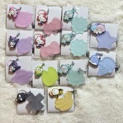 【バラ売り】サンリオキャラクターズ ダブルチャームのサムネイル