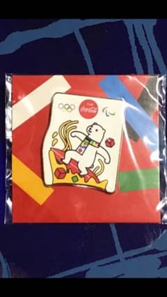 コカ・コーラ 東京オリンピック ピンバッジ オリジナルピンズ　サーフィンのサムネイル