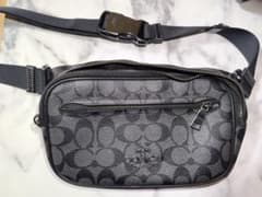 COACH ショルダーバッグ ブラック値下げ‼️のサムネイル