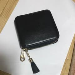 大人気！送料無料！タッセル付きミニ財布　ブラック☆のサムネイル
