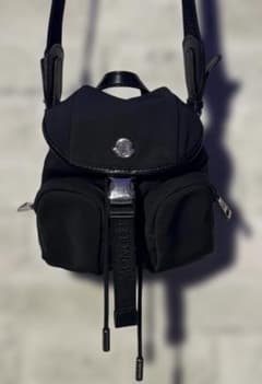 ＜美品＞ MONCLER モンクレール MINI TRICK ショルダーバッグのサムネイル