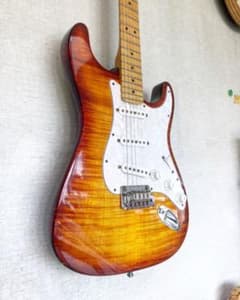 fender usa select stratocasterのサムネイル
