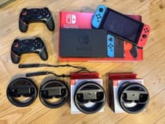 Nintendo Switch 本体 中古品　付属品多数のサムネイル